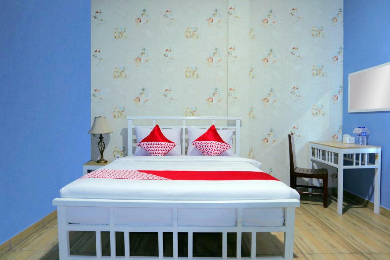 OYO 1386 Hotel Grand Gabelo Bukittinggi Buitenkant foto